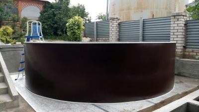 Круглый бассейн LARIMAR диаметром 4,57 м (шоколад RAL 8017)