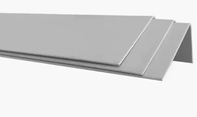 Металлический угол внутренний ПВХ LOGICPOOL 0,05x0,03x2 м. Предназначается для крепления покрытия к основанию чаши бассейна.